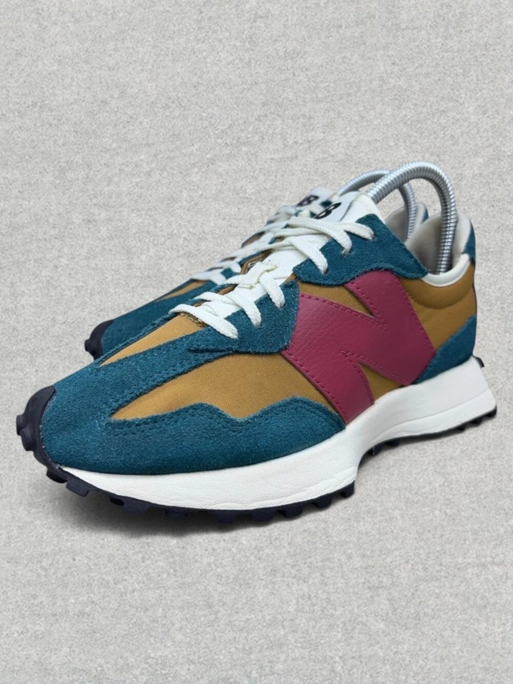 New Balance 327 Sneakers Womens Size 6.5 Gold Teal Burgundy Retro WS327WN1